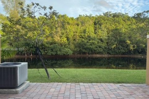 Touwnhouse à louer à Pembroke Pines, Floride: 2 chambres, 128.11 m2 № 1965035 - photo 22