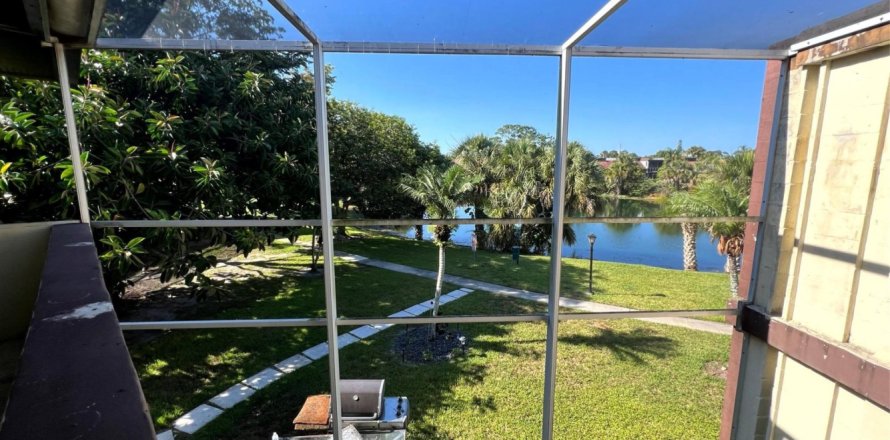 Condo à Royal Palm Beach, Floride, 2 chambres № 1223275
