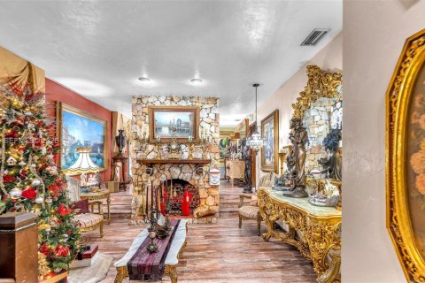 Villa ou maison à vendre à Homestead, Floride: 5 chambres, 327.67 m2 № 2171937 - photo 23