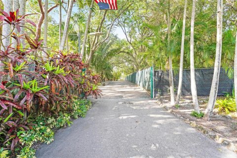 Villa ou maison à vendre à Homestead, Floride: 5 chambres, 327.67 m2 № 2171937 - photo 8