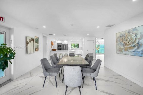 Купить виллу или дом в Холливуд, Флорида 4 спальни, 154.87м2, № 2008183 - фото 4