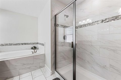 Casa en venta en Kissimmee, Florida, 6 dormitorios, 305.74 m2 № 1907402 - foto 28