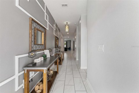 Casa en venta en Kissimmee, Florida, 6 dormitorios, 305.74 m2 № 1907402 - foto 2
