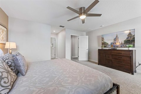 Casa en venta en Kissimmee, Florida, 6 dormitorios, 305.74 m2 № 1907402 - foto 30