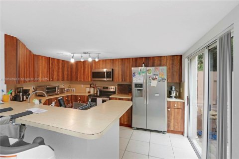 Купить кондоминиум в Дорал, Флорида 3 спальни, 204.94м2, № 1872568 - фото 4