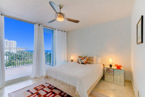 Купить кондоминиум в Майами-Бич, Флорида 3 спальни, 215.53м2, № 2046568 - фото 25