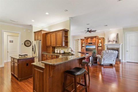 House in Winter Garden, Florida 4 bedrooms, 326.27 sq.m. № 2091704 - photo 16