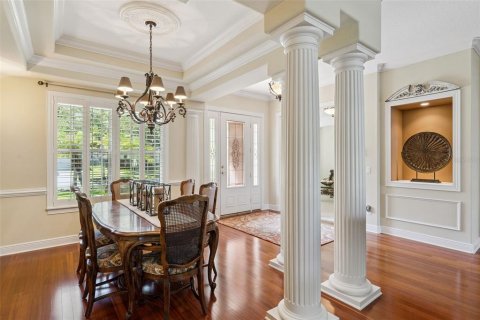House in Winter Garden, Florida 4 bedrooms, 326.27 sq.m. № 2091704 - photo 6