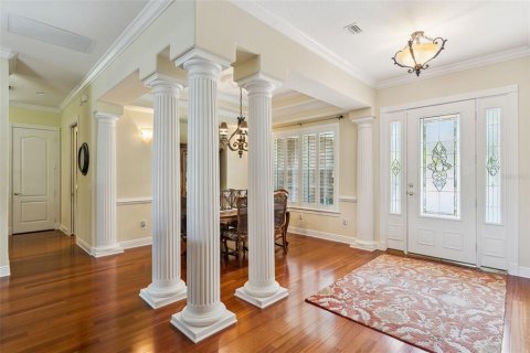 House in Winter Garden, Florida 4 bedrooms, 326.27 sq.m. № 2091704 - photo 4