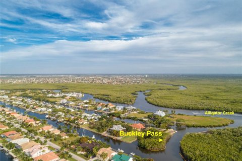 Copropriété à vendre à Punta Gorda, Floride: 3 chambres, 155.15 m2 № 2235975 - photo 17
