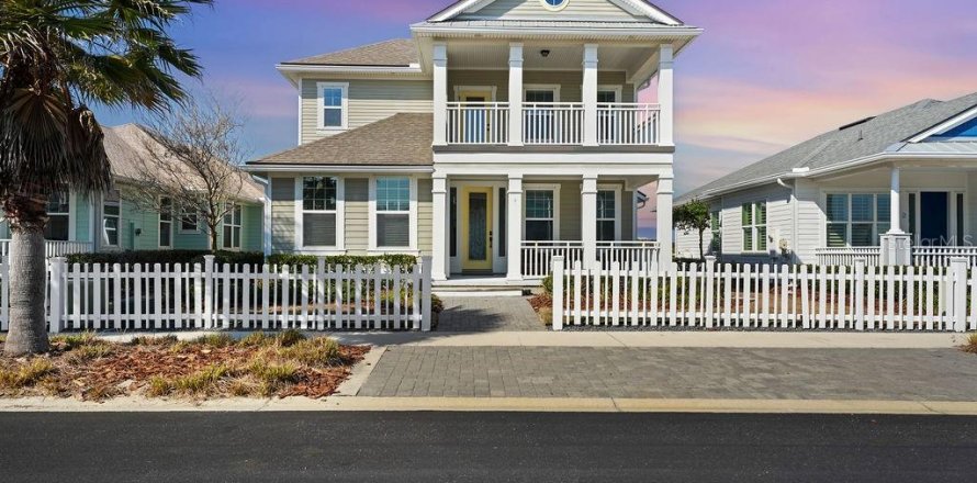 Villa ou maison à Palm Coast, Floride 4 chambres, 215.07 m2 № 2142053