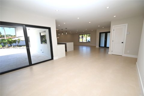 Купить виллу или дом в Майами, Флорида 3 спальни, 176.61м2, № 1974450 - фото 15