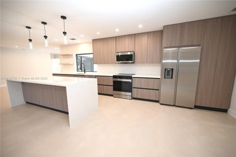 Купить виллу или дом в Майами, Флорида 3 спальни, 176.61м2, № 1974450 - фото 5