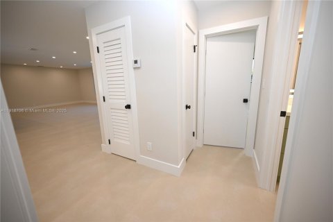 Купить виллу или дом в Майами, Флорида 3 спальни, 176.61м2, № 1974450 - фото 7