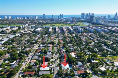 Купить коммерческую недвижимость в Халландейл-Бич, Флорида 488.67м2, № 2005720 - фото 2