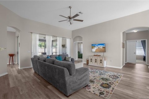 Villa ou maison à vendre à Beverly Hills, Floride: 3 chambres, 188.87 m2 № 2129232 - photo 8