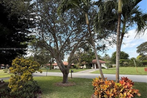 Купить виллу или дом в Бока-Ратон, Флорида 2 спальни, 102.94м2, № 1974373 - фото 4