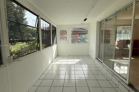 Купить виллу или дом в Бока-Ратон, Флорида 2 спальни, 102.94м2, № 1974373 - фото 14