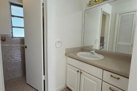 Купить виллу или дом в Бока-Ратон, Флорида 2 спальни, 102.94м2, № 1974373 - фото 27