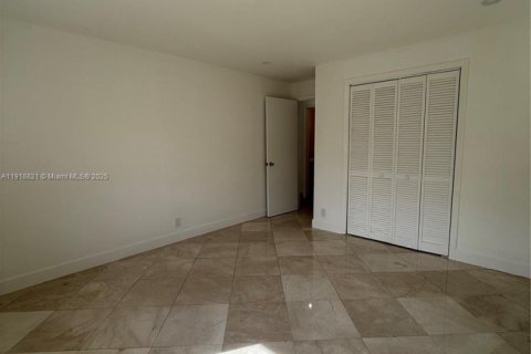 Купить виллу или дом в Бока-Ратон, Флорида 2 спальни, 102.94м2, № 1974373 - фото 22