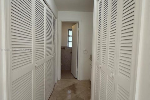 Купить виллу или дом в Бока-Ратон, Флорида 2 спальни, 102.94м2, № 1974373 - фото 26