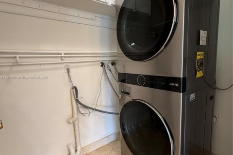 Купить виллу или дом в Бока-Ратон, Флорида 2 спальни, 102.94м2, № 1974373 - фото 16