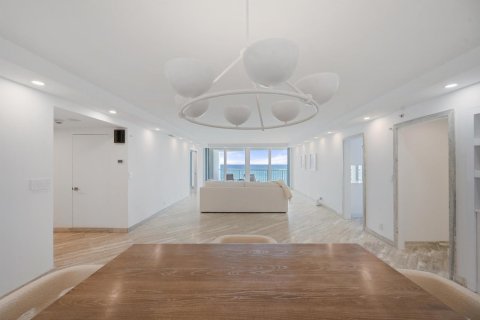 Condo in Palm Beach, Florida, 2 bedrooms  № 2087646 - photo 4