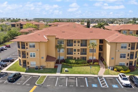 Condo in Tampa, Florida, 1 bedroom № 2112529