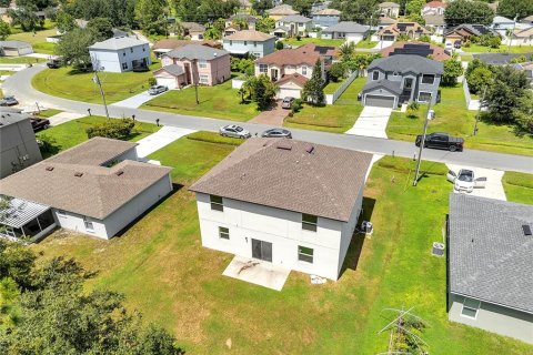 Casa en venta en Kissimmee, Florida, 5 dormitorios, 209.96 m2 № 1907104 - foto 17