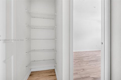 Condominio en venta en Miami, Florida, 2 dormitorios, 117.24 m2 № 2186177 - foto 23