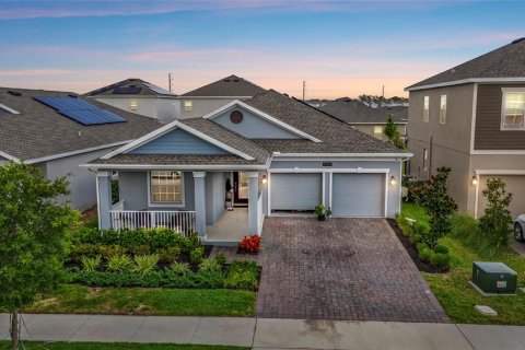 House in Orlando, Florida 3 bedrooms, 164.99 sq.m. № 1823103 - photo 2