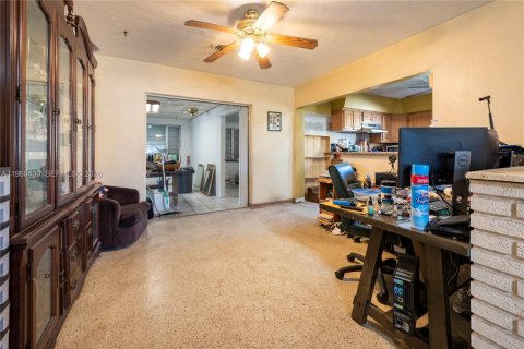 Купить виллу или дом в Халландейл-Бич, Флорида 3 спальни, 169.55м2, № 2023412 - фото 6