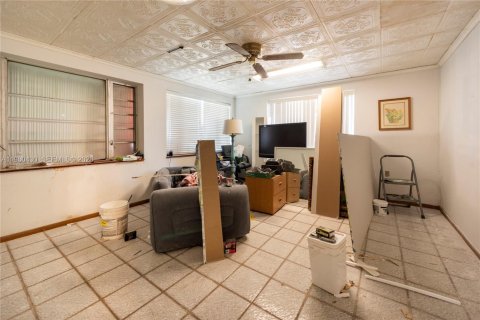 Купить виллу или дом в Халландейл-Бич, Флорида 3 спальни, 169.55м2, № 2023412 - фото 14