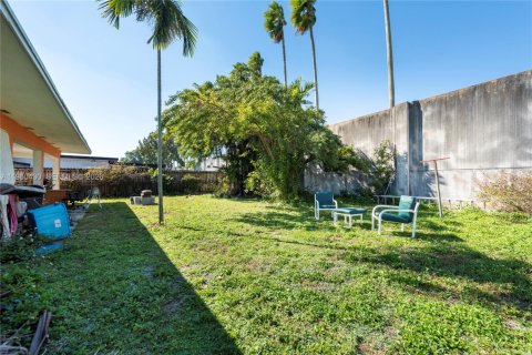 Купить виллу или дом в Халландейл-Бич, Флорида 3 спальни, 169.55м2, № 2023412 - фото 26