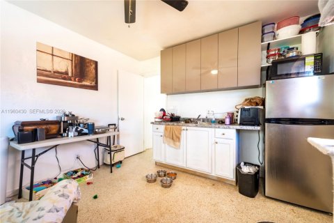 Купить виллу или дом в Халландейл-Бич, Флорида 3 спальни, 169.55м2, № 2023412 - фото 22