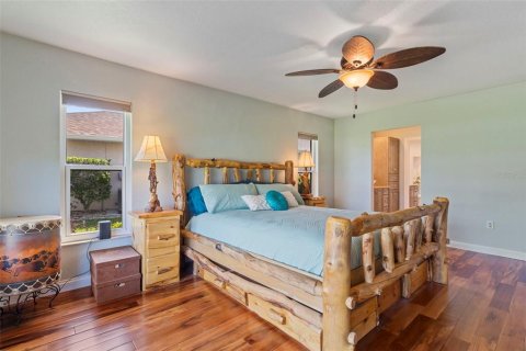 House in Punta Gorda, Florida 3 bedrooms, 181.81 sq.m. № 1881269 - photo 12
