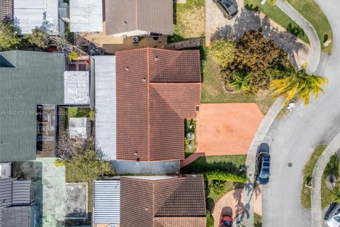 Купить виллу или дом в Майами, Флорида 3 спальни, 141.95м2, № 1957462 - фото 3