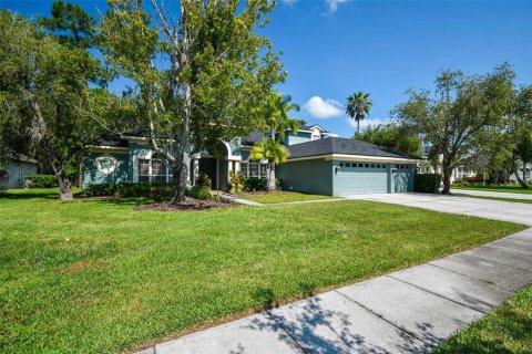 Casa en venta en Tampa, Florida, 4 dormitorios, 311.41 m2 № 1853591 - foto 4