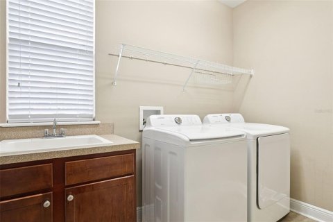 Townhouse in Tampa, Florida 3 bedrooms, 191.84 sq.m. № 1757426 - photo 22