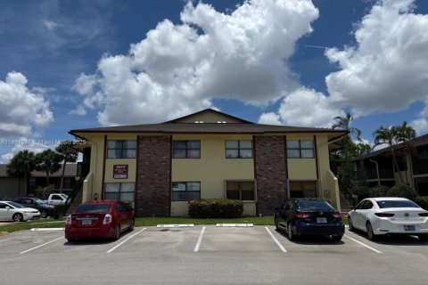 Condominio en venta en Sunrise, Florida, 2 dormitorios, 70.61 m2 № 1790448 - foto 4