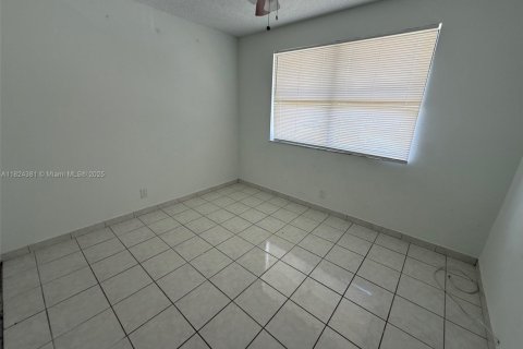 Condominio en venta en Sunrise, Florida, 2 dormitorios, 70.61 m2 № 1790448 - foto 19