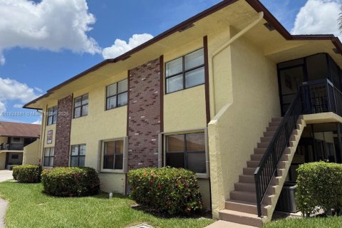Condominio en venta en Sunrise, Florida, 2 dormitorios, 70.61 m2 № 1790448 - foto 5