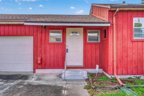 Villa ou maison à vendre à Saint Petersburg, Floride: 3 chambres, 140 m2 № 2389471 - photo 6