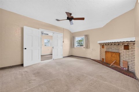 Villa ou maison à vendre à Saint Petersburg, Floride: 3 chambres, 140 m2 № 2389471 - photo 9