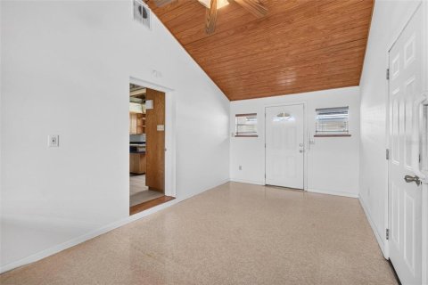 Villa ou maison à vendre à Saint Petersburg, Floride: 3 chambres, 140 m2 № 2389471 - photo 25