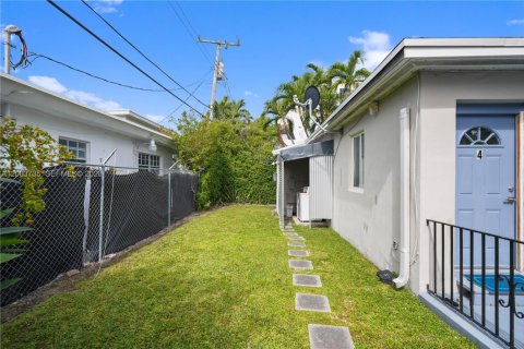 Immobilier commercial à vendre à Miami Beach, Floride: 228.91 m2 № 2252662 - photo 6