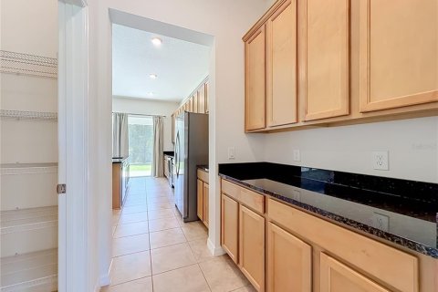House in Winter Garden, Florida 5 bedrooms, 317.17 sq.m. № 2410158 - photo 13