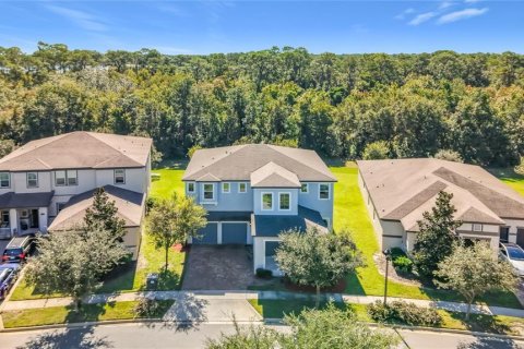House in Winter Garden, Florida 5 bedrooms, 317.17 sq.m. № 2410158 - photo 5