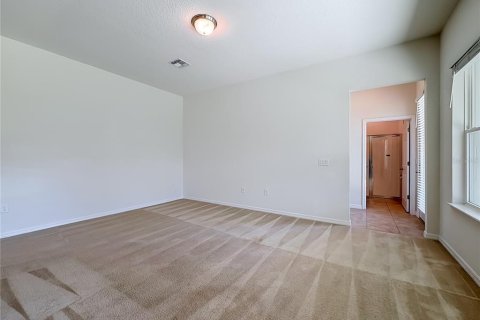 House in Winter Garden, Florida 5 bedrooms, 317.17 sq.m. № 2410158 - photo 18