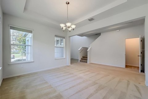 House in Winter Garden, Florida 5 bedrooms, 317.17 sq.m. № 2410158 - photo 12